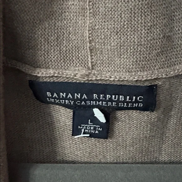 Banana Republic Women's Tan Cardigan - Picture 3 of 5